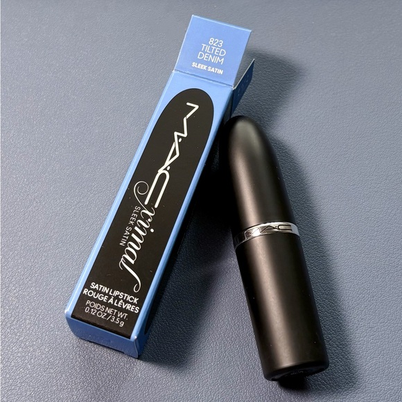 Mac Ximal Sleek Satin Lipstick 823 TILTED DENIM - Full Size 3.5 g / 0.12 oz New - Picture 1 of 4